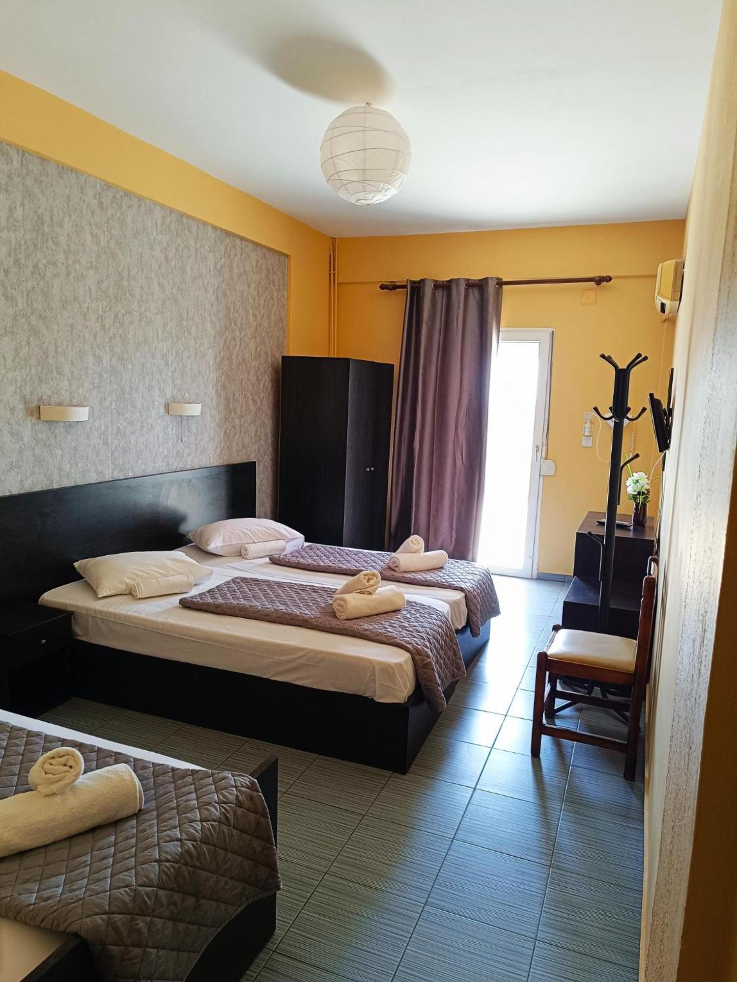 Vosporos Hotel Komotini Exterior photo